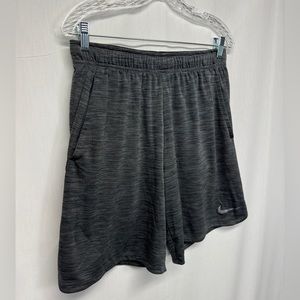 Men’s LARGE Nike Shorts